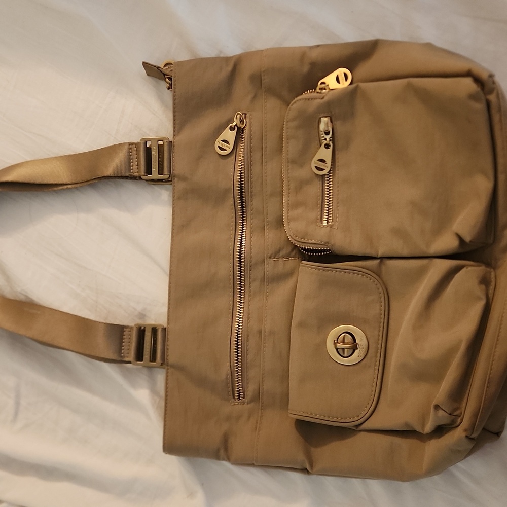 Baggallini tote
